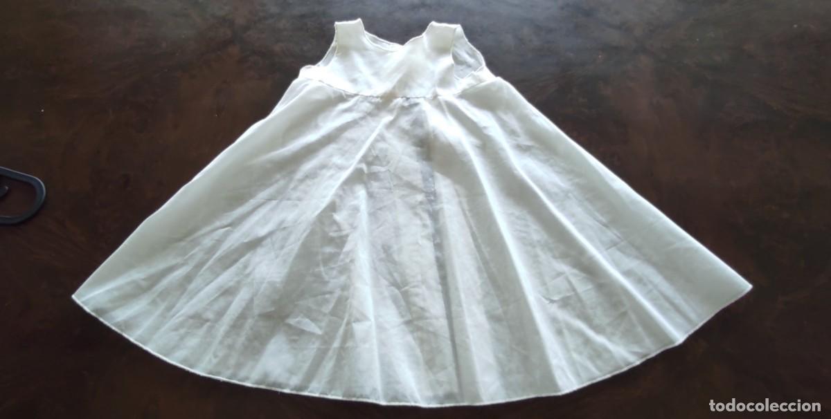 Antig&uuml;edades: ENAGUA/ FALD&Oacute;N INTERIOR DE BEB&Eacute; BLANCO VINTAGE &ndash; LENCERIA INFANTIL / BAUTIZO.