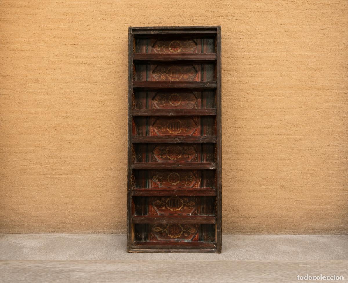 Antiguidades: Artesonado antiguo 250x100cm. Techo madera Alfarje antiguo. Mueble Estanter&iacute;a Librer&iacute;a Librero.