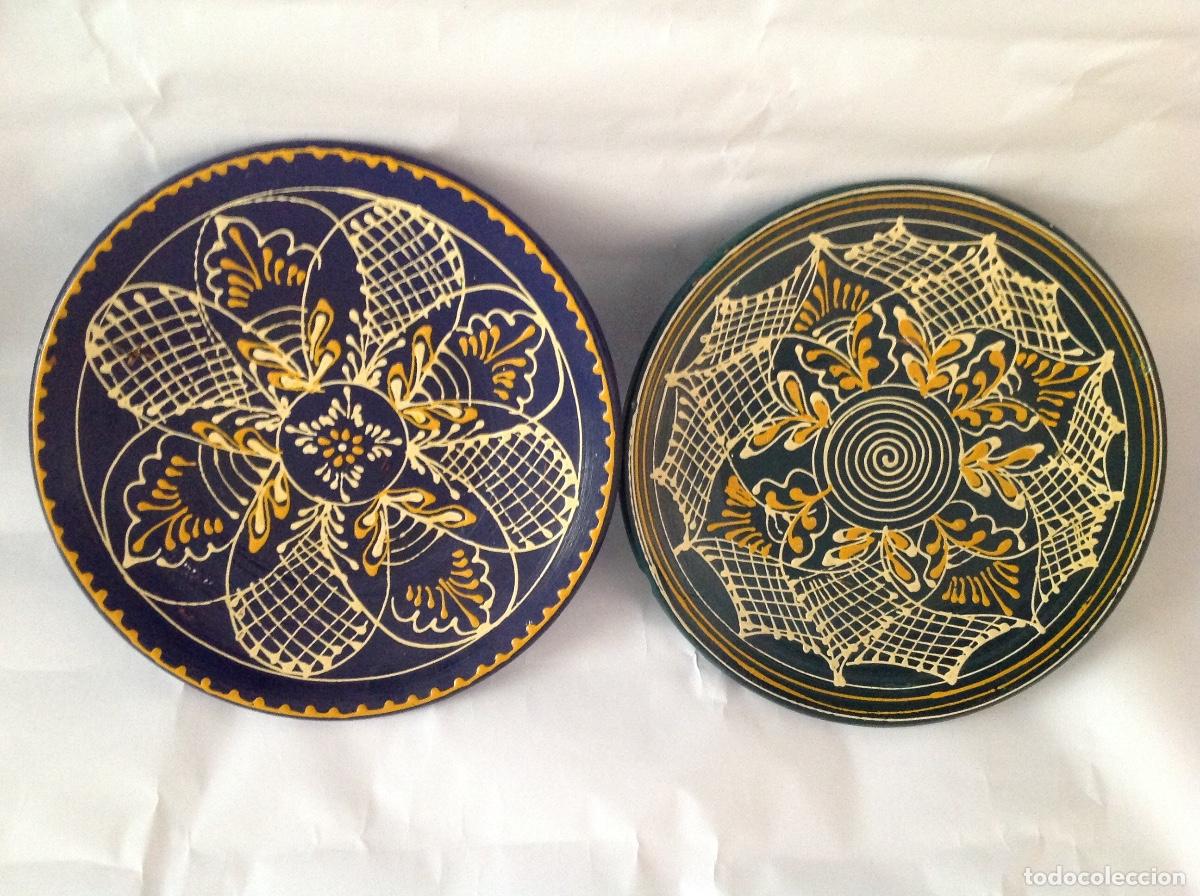 Antig&uuml;edades: Dos platos de ceramica esmaltada