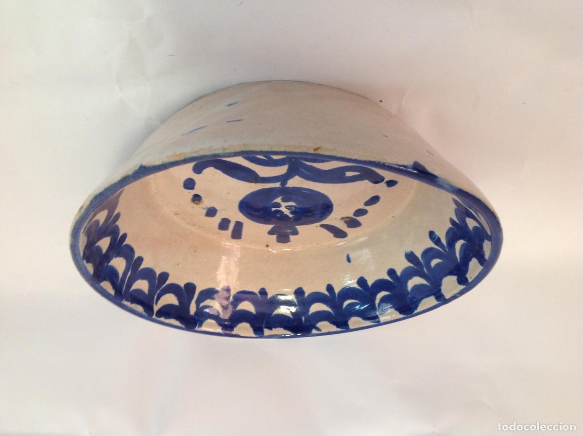 Antig&uuml;edades: Peque&ntilde;o lebrillo de ceramica de Fajalauza con decoraci&oacute;n azul