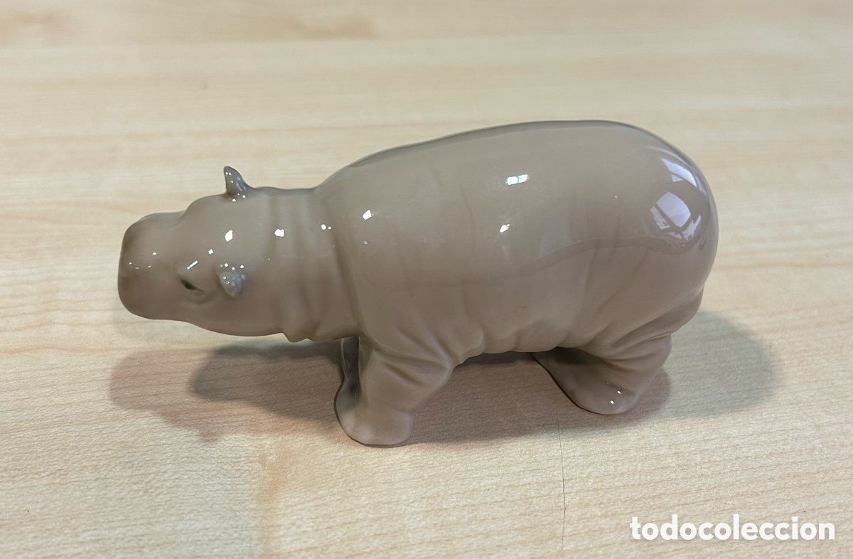 Antig&uuml;edades: Lladr&oacute; peque&ntilde;o hipop&oacute;tamo
