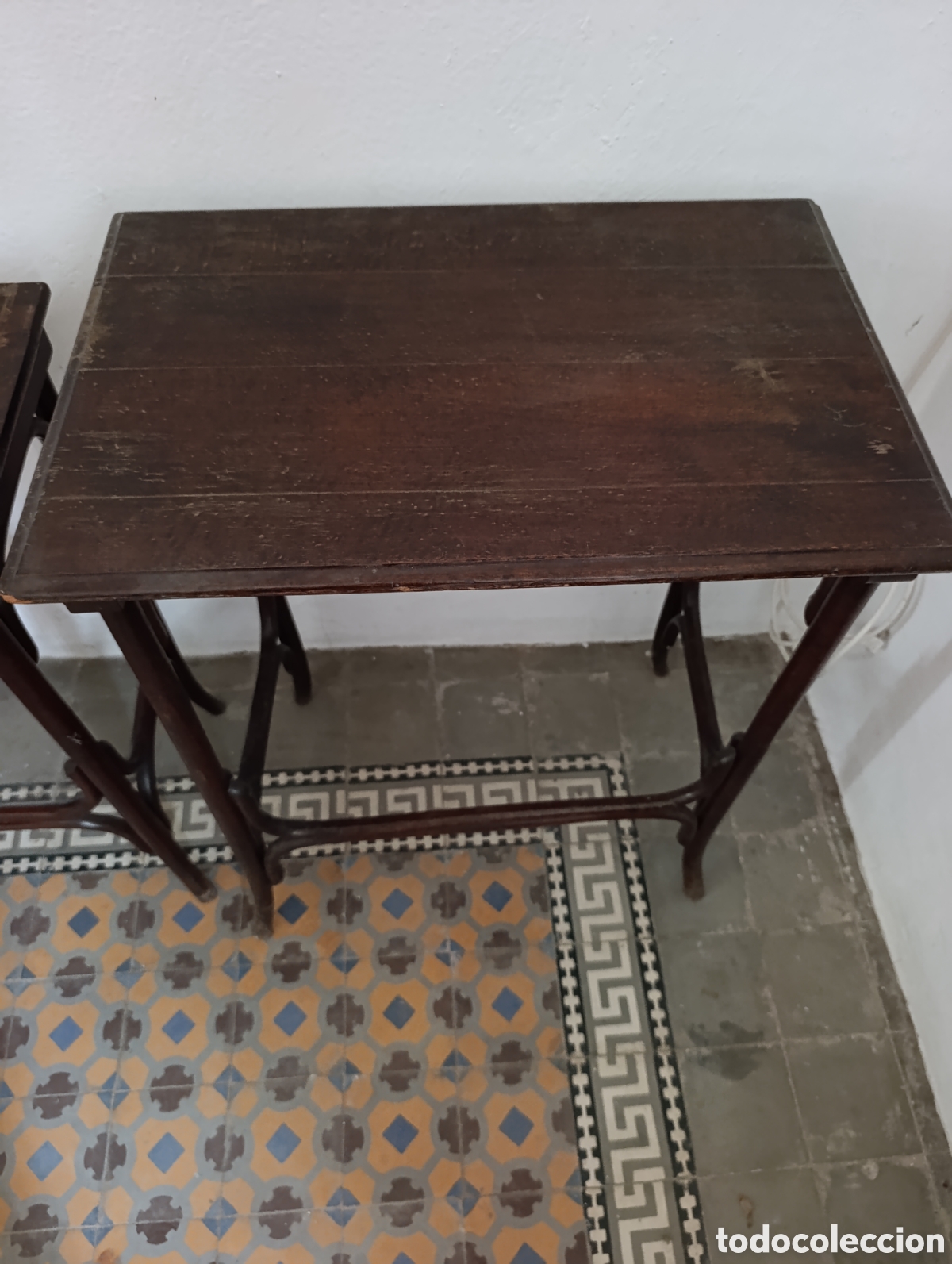 Antig&uuml;edades: Mesa auxiliar estilo Thonet - Foto 3