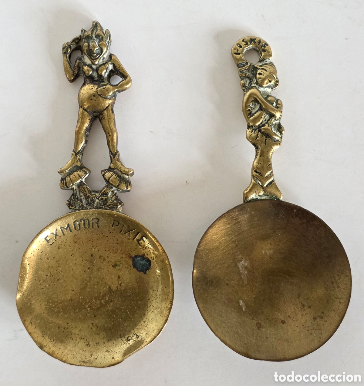 Antig&uuml;edades: 2 Antiguas Cucharas para Te Exmoor Pixie Piskie - Figuras Duendes Gnomos del Bosque - Inglaterra