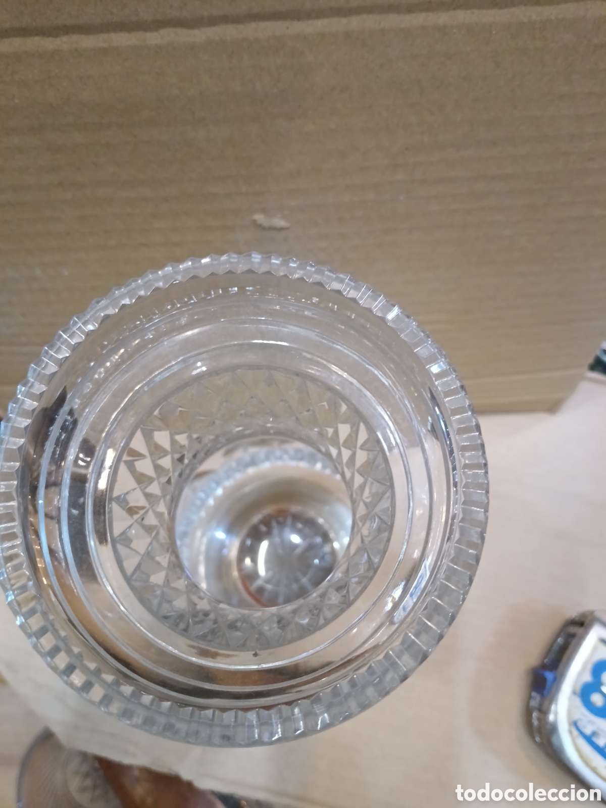 Antig&uuml;edades: Jarr&oacute;n de cristal de tallado con base de plata de ley - Foto 3