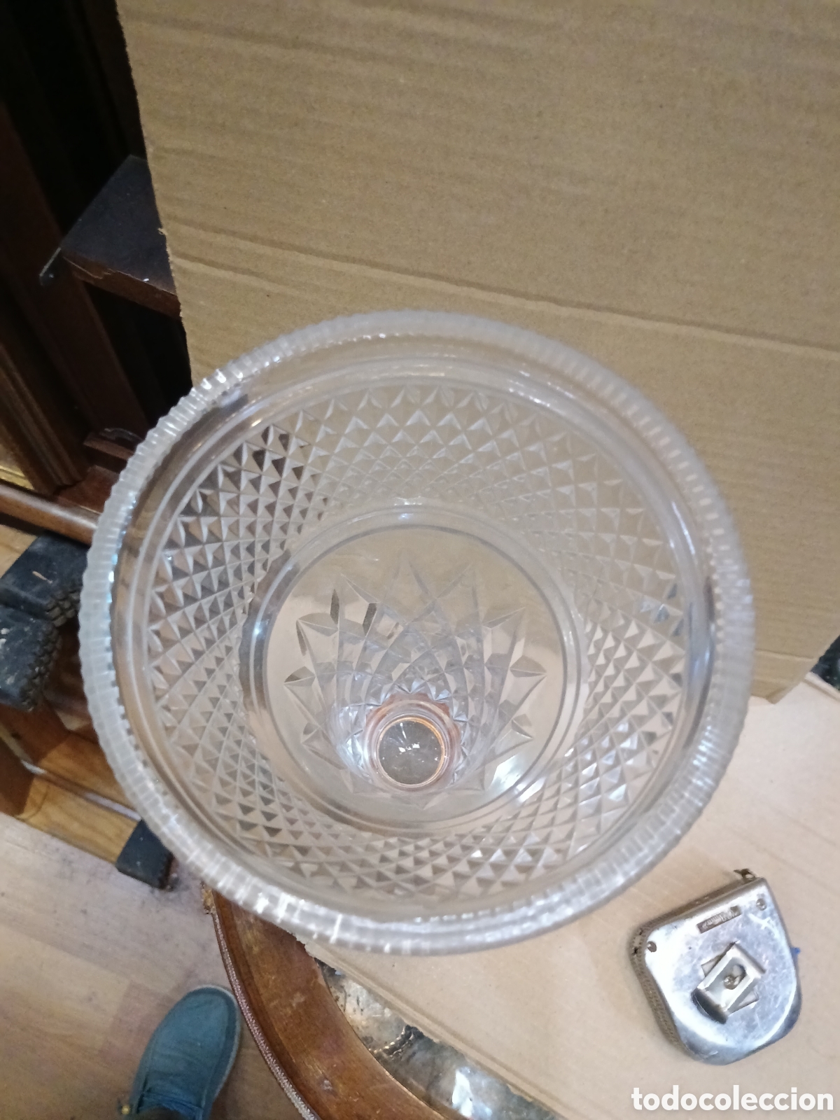 Antig&uuml;edades: Jarr&oacute;n de cristal tallado con base de plata de ley - Foto 5