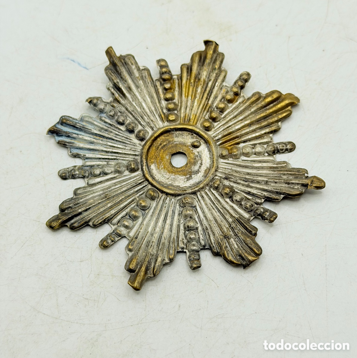 Antig&uuml;edades: Antigua Corona de Santo - Foto 2