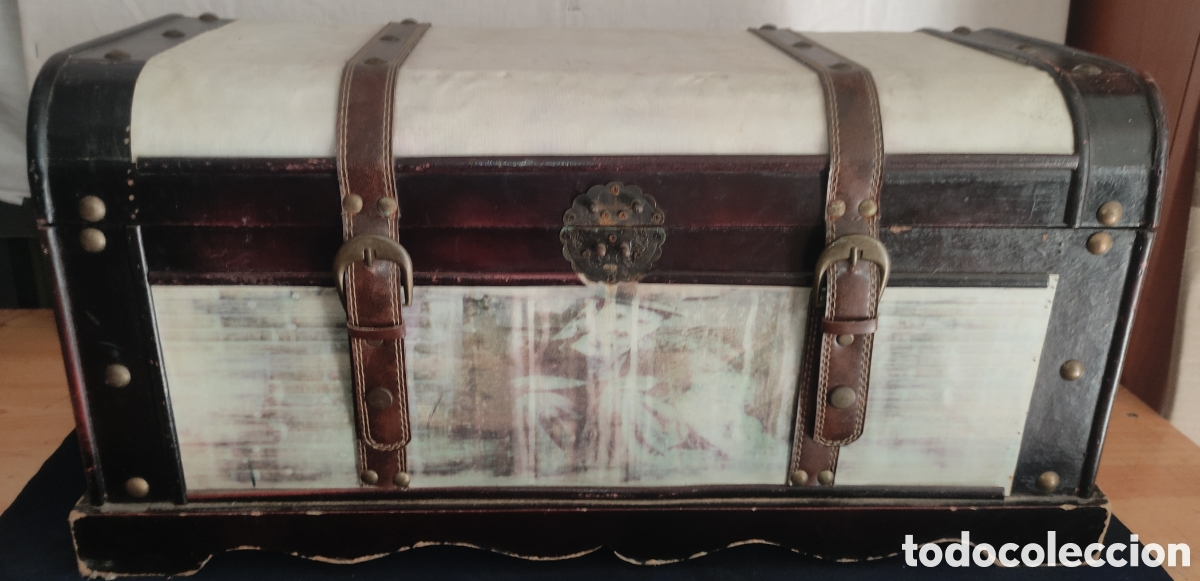 Antig&uuml;edades: Ba&uacute;l vintage de mafera - Foto 2