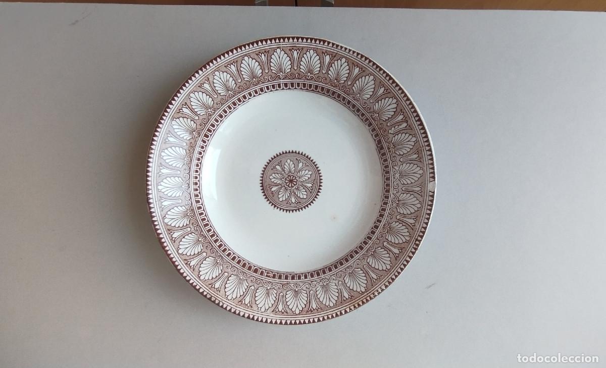 Antig&uuml;edades: Plato hondo 23 cm - Pickman - Cartuja - Sevilla