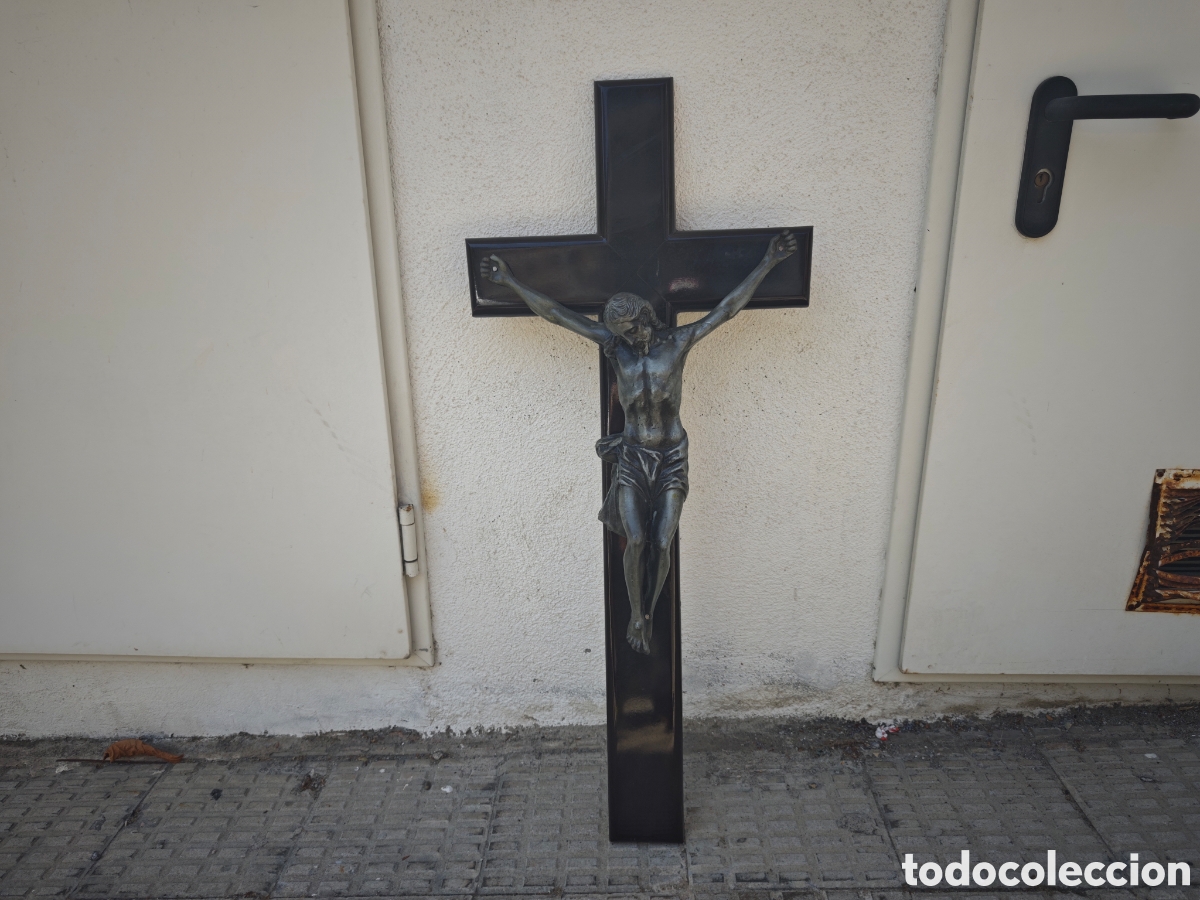 Antig&uuml;edades: CRUZ CON CRISTO ANTIGUO CALAMINA MADERA