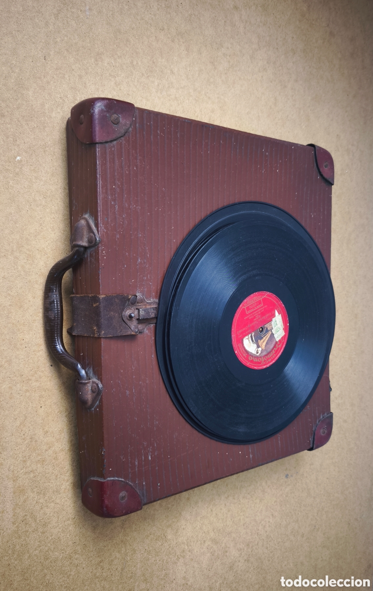 Antig&uuml;edades: Malet&iacute;n con 6 discos de gram&oacute;fono (78RPM)