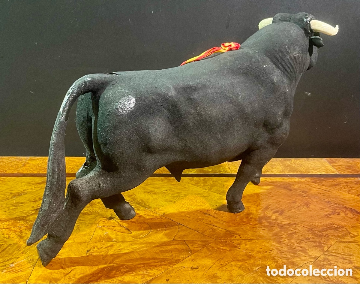 Antig&uuml;edades: Toro Piel de Melocot&oacute;n - Foto 3