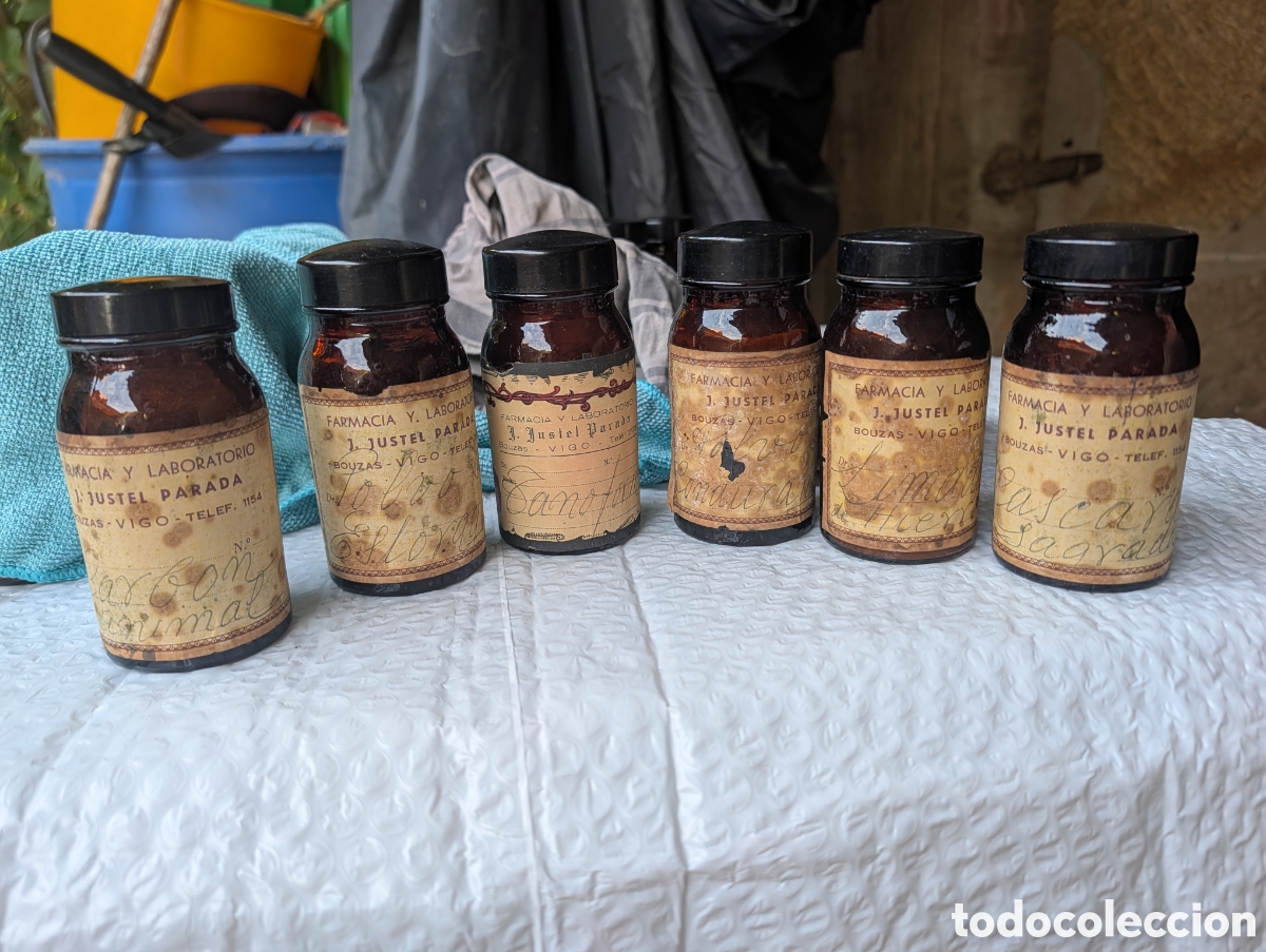 Antig&uuml;edades: Lote 6 Botes Farmacia Antigua Vidrio Ambar Vigo Carbon Animal Limadura Hierro Cascara Sagrada Sanato
