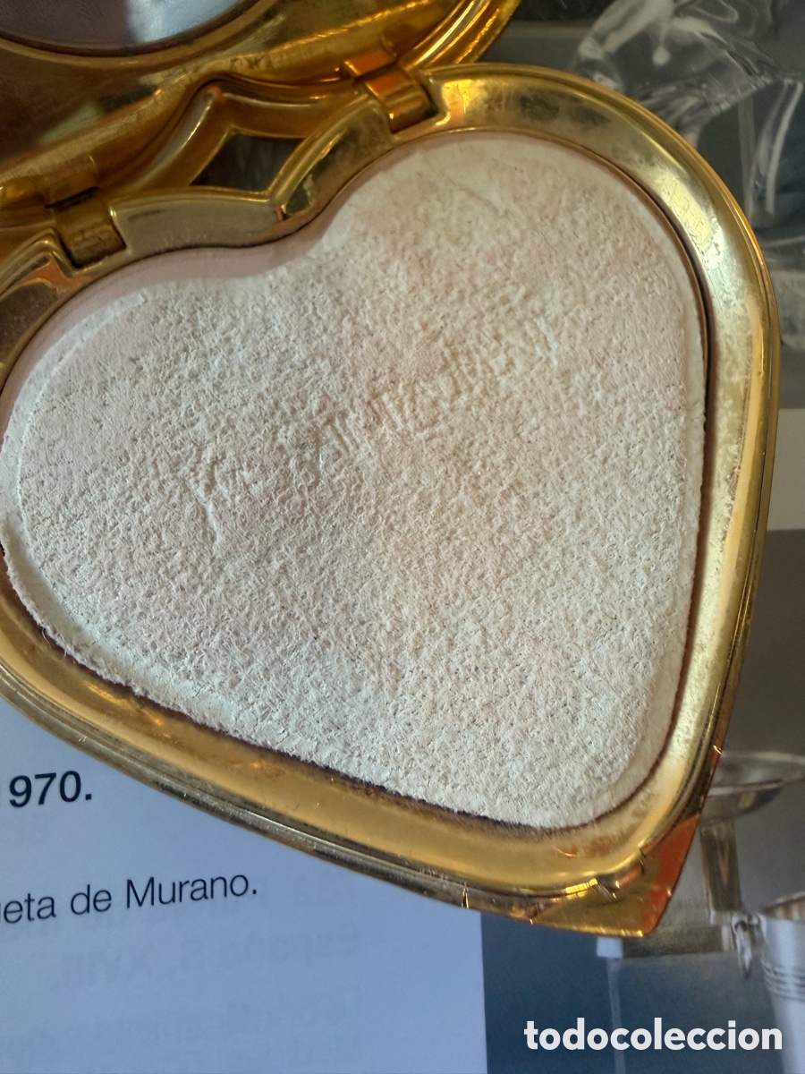 Antig&uuml;edades: Polvera Coraz&oacute;n YSL Vintage Verde y Dorado - Foto 3