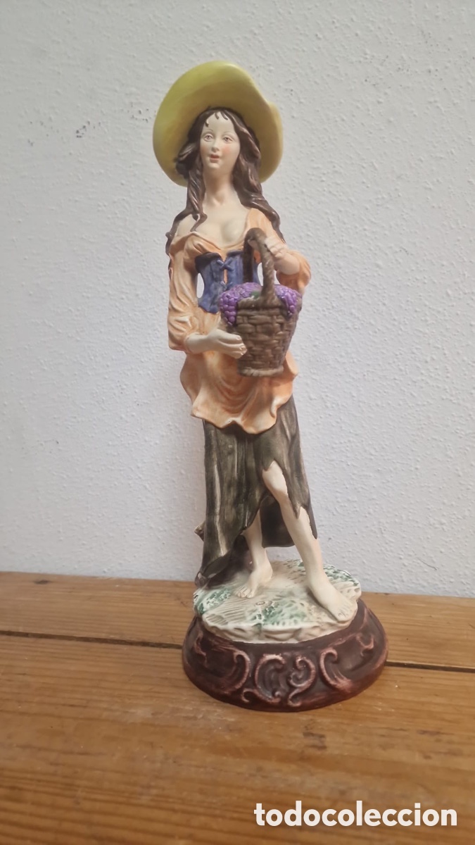 Antig&uuml;edades: Figura decorativa mujer con cesta - Foto 2