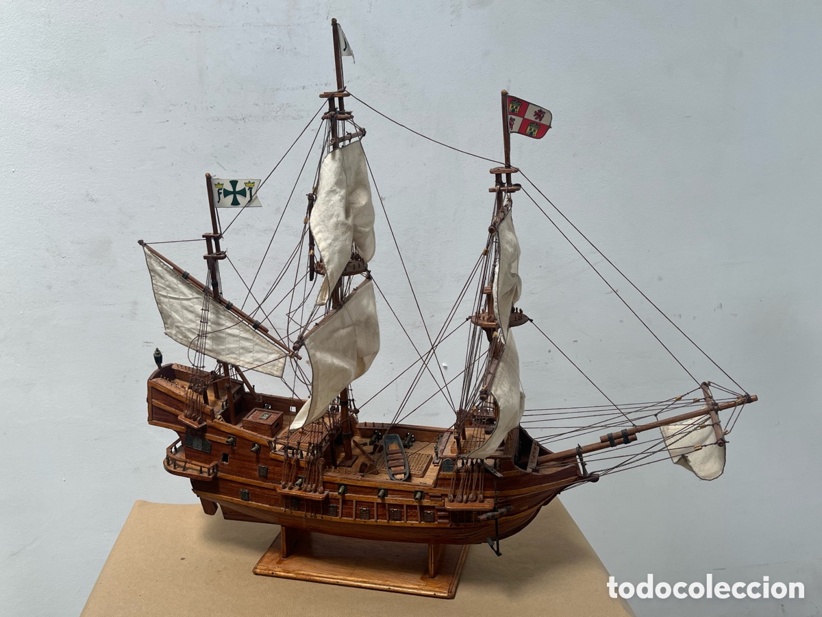 Antig&uuml;edades: Maqueta de Carabela de Madera &ndash; Modelo Navegante Antiguo Artesanal. A/J