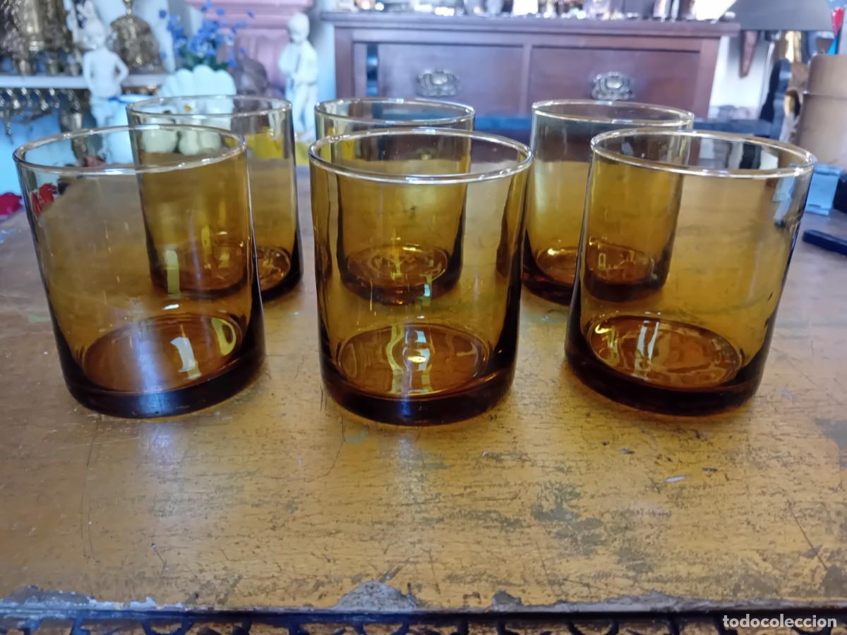 Antig&uuml;edades: 6 vasos anchos color &aacute;mbar d&eacute;cada de los 60/70