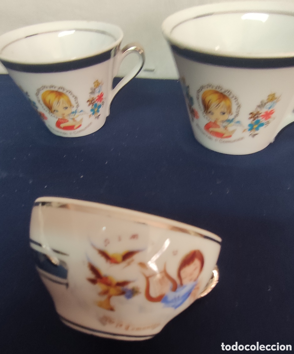 Antig&uuml;edades: Tazas recuerdo primera conunion
