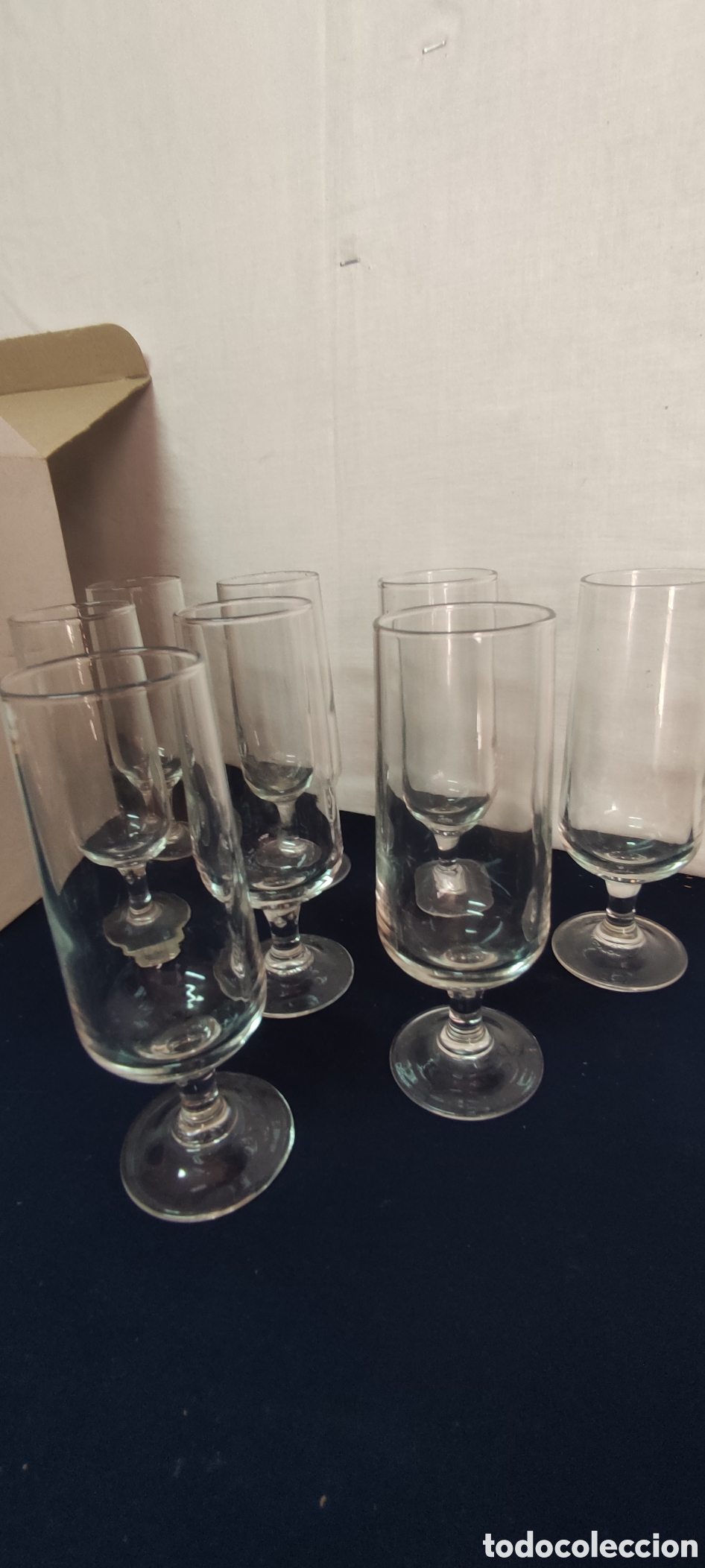 Antig&uuml;edades: Juego 8 copas de cava - Foto 6