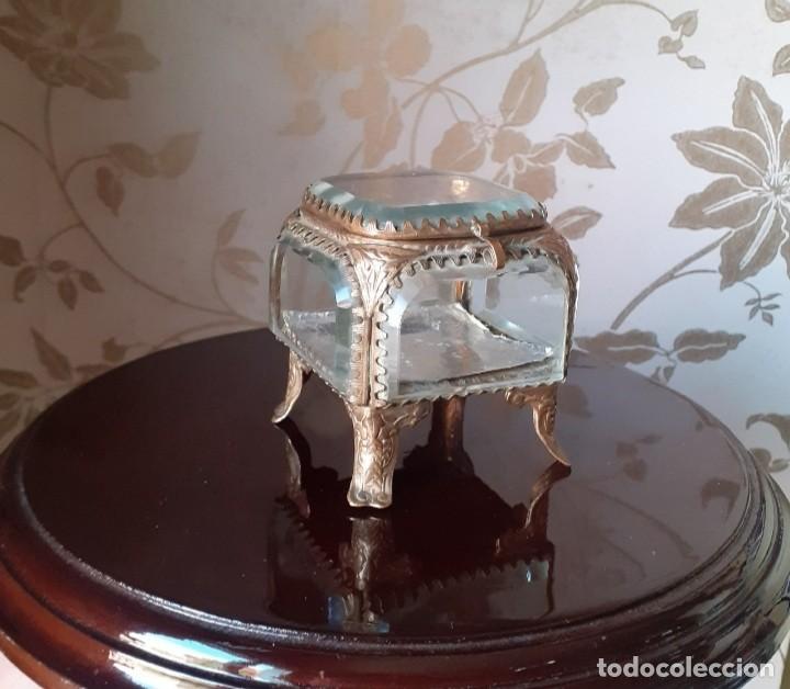 Antig&uuml;edades: Joyero isabelino cristal de roca bronce labrado ideal reliquia o joya expositor