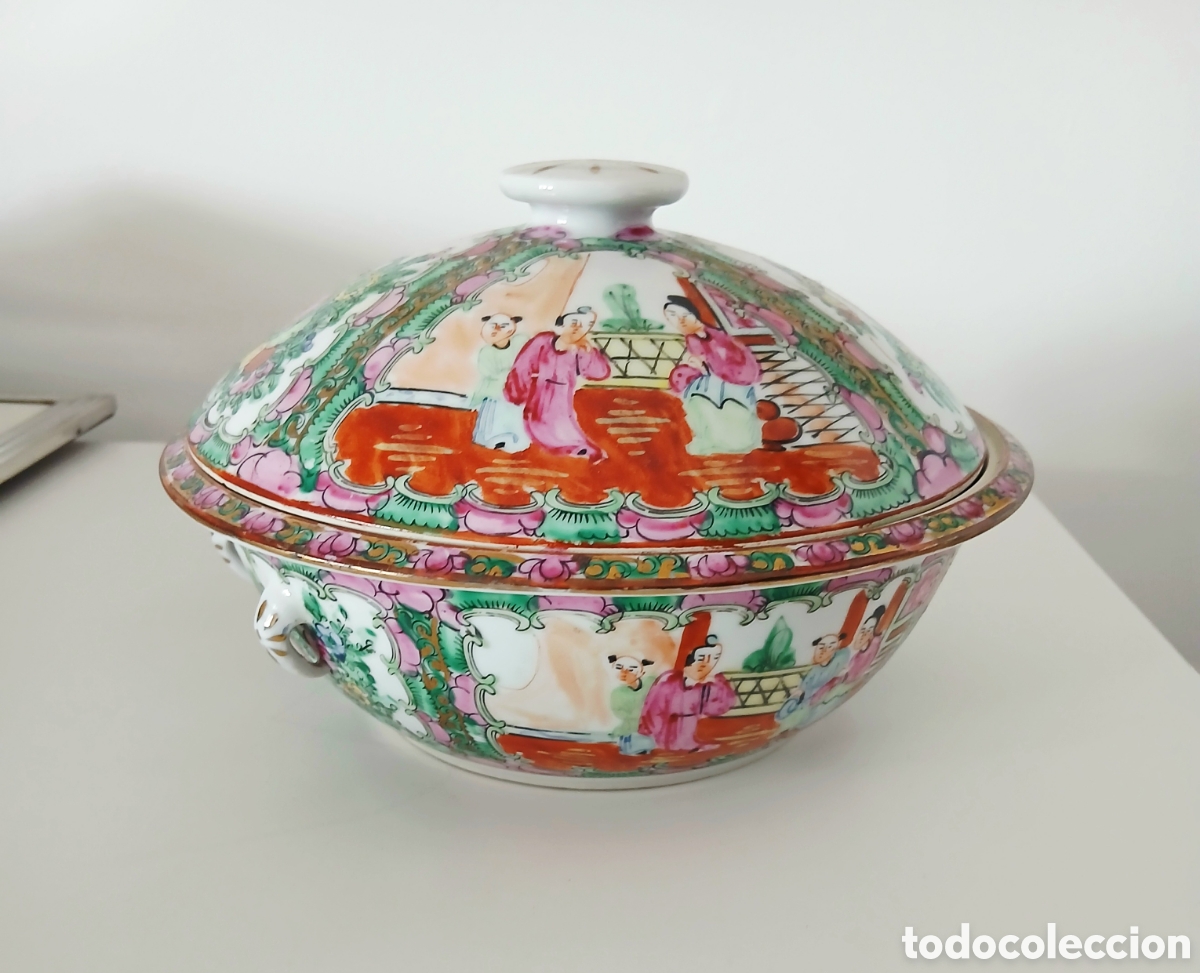 Antig&uuml;edades: Sopera / Bol con tapa en Porcelana China &rdquo;Rose Medallion&rdquo; (Familia Rosa) - 23 cm