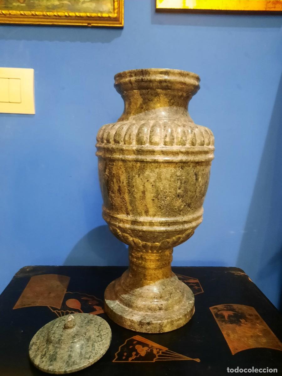 Antig&uuml;edades: Jarrones urnas de marmol - Foto 7