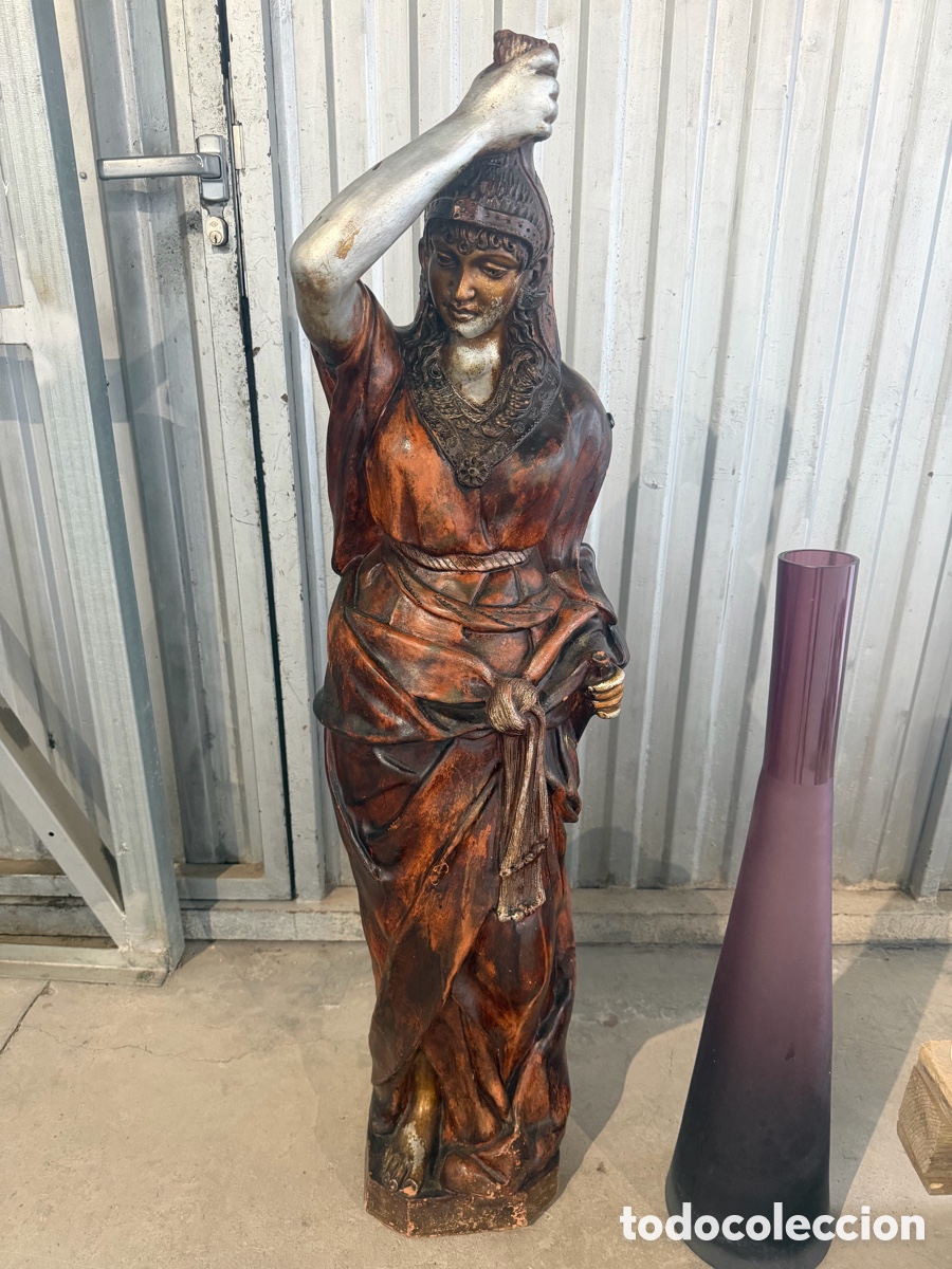 Antig&uuml;edades: Figura grande de terracota