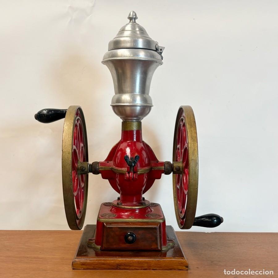 Antig&uuml;edades: Gran Molinillo Caf&eacute; Antiguo