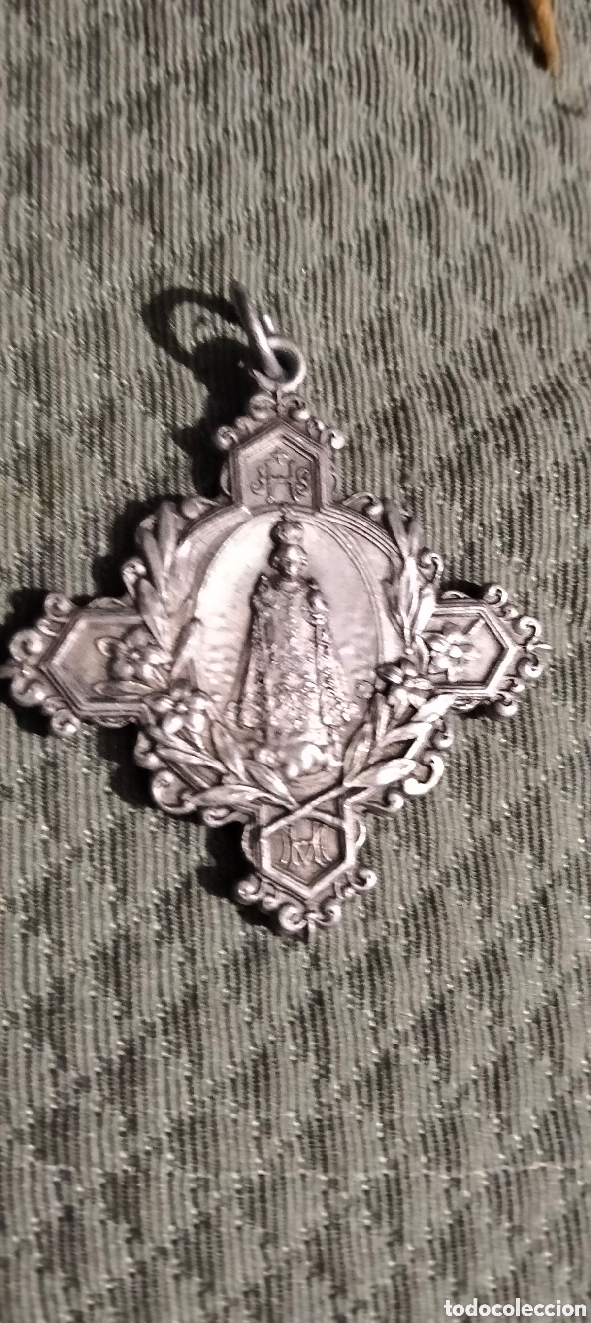 Antig&uuml;edades: Medalla grande de aluminio
