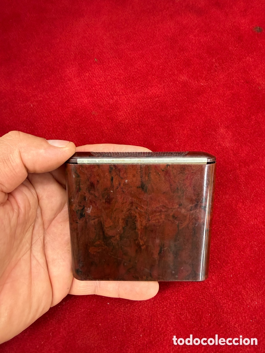 Antig&uuml;edades: Antigua pitillera de baquelita para 9 cigarillos-puros!