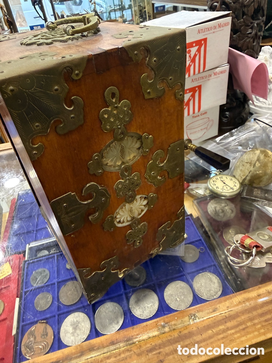 Antig&uuml;edades: Bonito joyero asi&aacute;tico - Foto 9