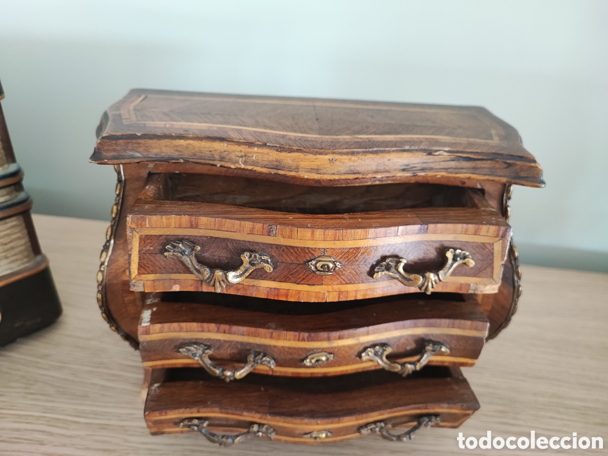 Antig&uuml;edades: Minicomoda LuisXV bomb&eacute; - Foto 2