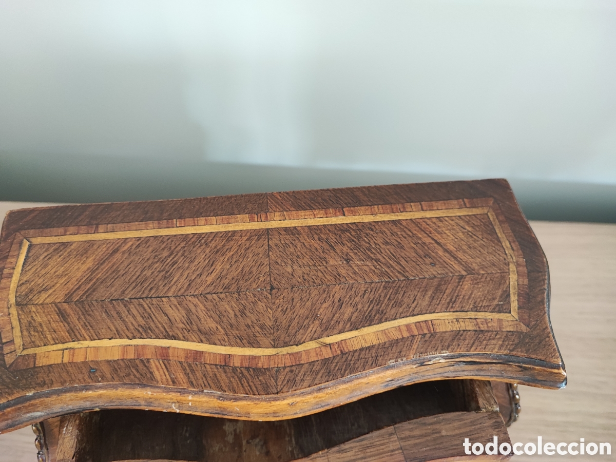 Antig&uuml;edades: Minicomoda LuisXV bomb&eacute; - Foto 8