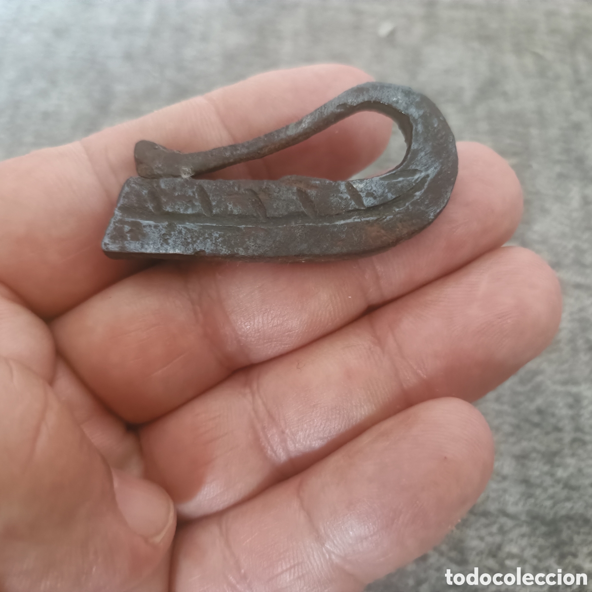 Antig&uuml;edades: Antiguo chisquero o encendedor medieval realizado en forja