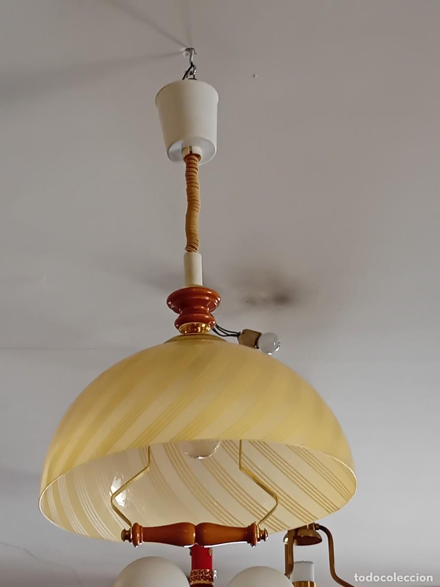 Antig&uuml;edades: L&aacute;mpara extensible con tulipa de pl&aacute;stico d&eacute;cada de los 50/60 - Foto 1