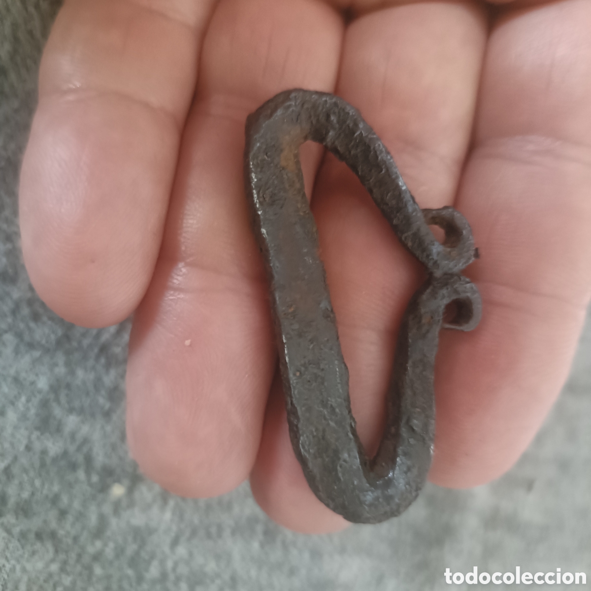 Antiguidades: Antiguo chisquero o encendedor medieval realizado en forja