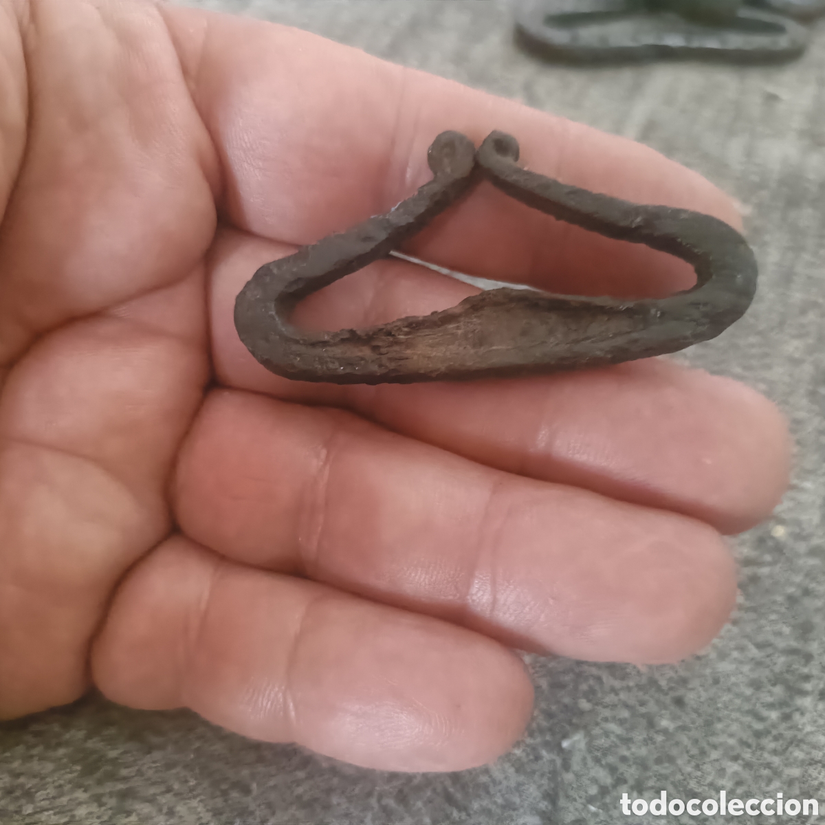 Antiguidades: Antiguo chisquero o encendedor medieval realizado en forja