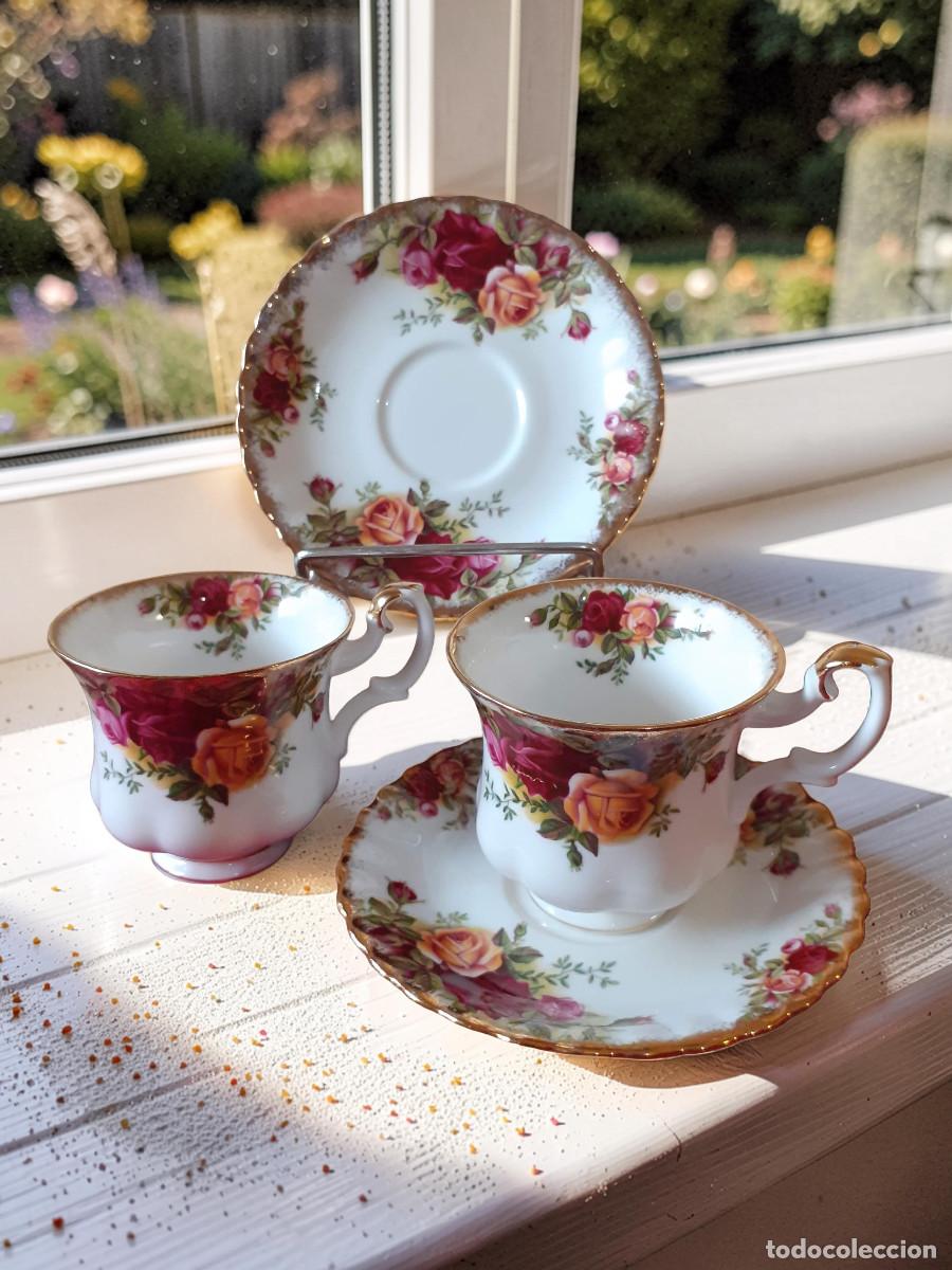 Antig&uuml;edades: Set de 2 tazas de caf&eacute; y sus platillos Royal Albert Old Country Roses