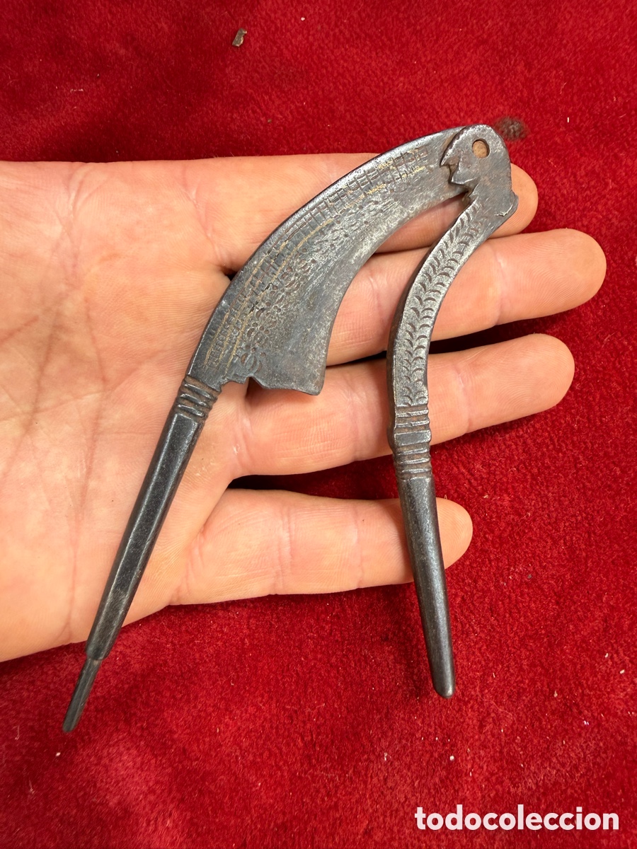 Antig&uuml;edades: Antiguo cortador de nueces de betel!Forja,sig.XVIII