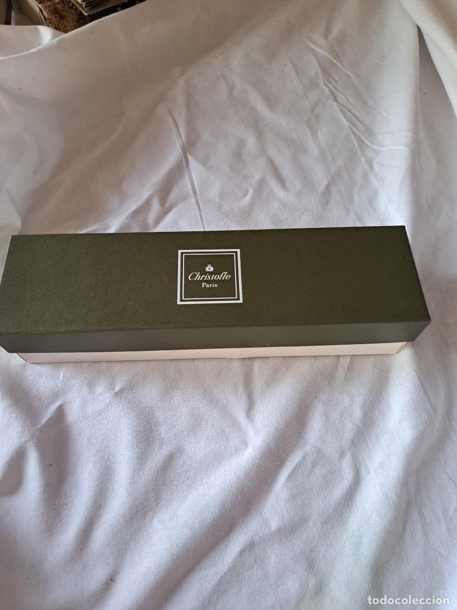 Antig&uuml;edades: Cuchara de servir Cristofle , caja original. - Foto 3