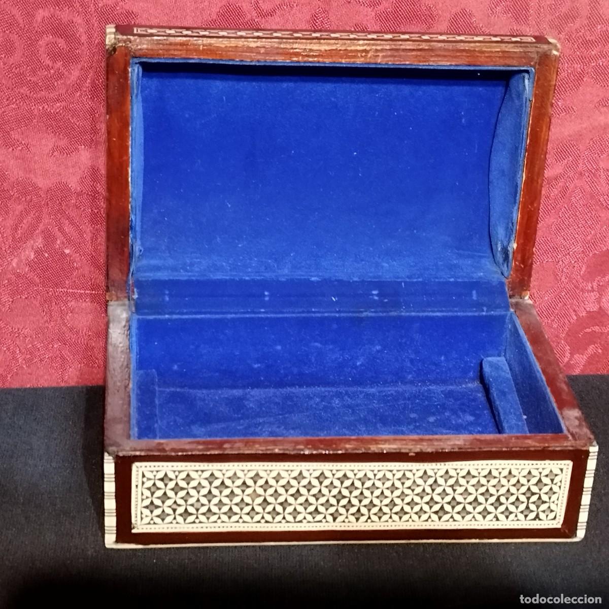 Antig&uuml;edades: CAJA BAUL COFRE ELABORADA EN MADERA E INCRUSTACIONES HECHA EN EGIPTO - Foto 6