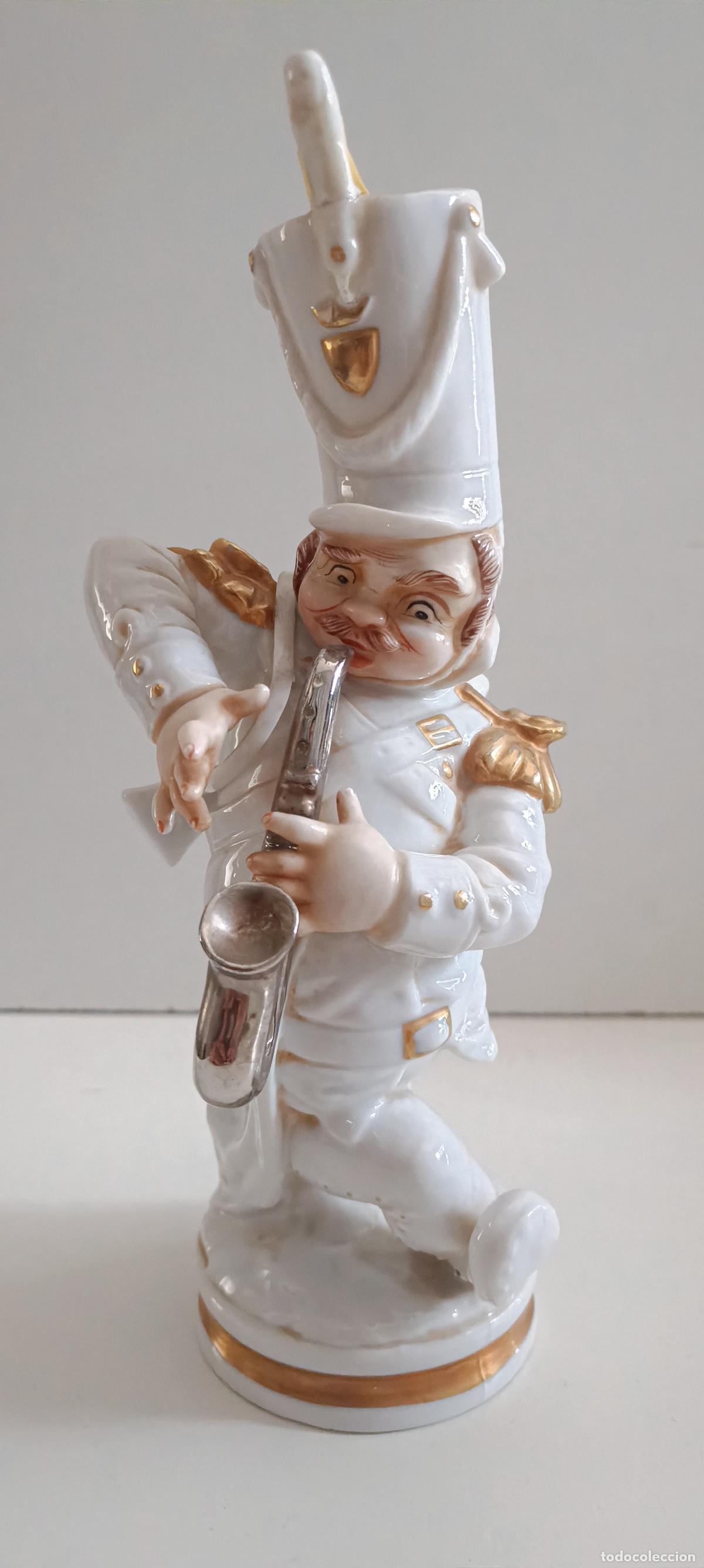 Antig&uuml;edades: soldado porcelana Lopez Moreno