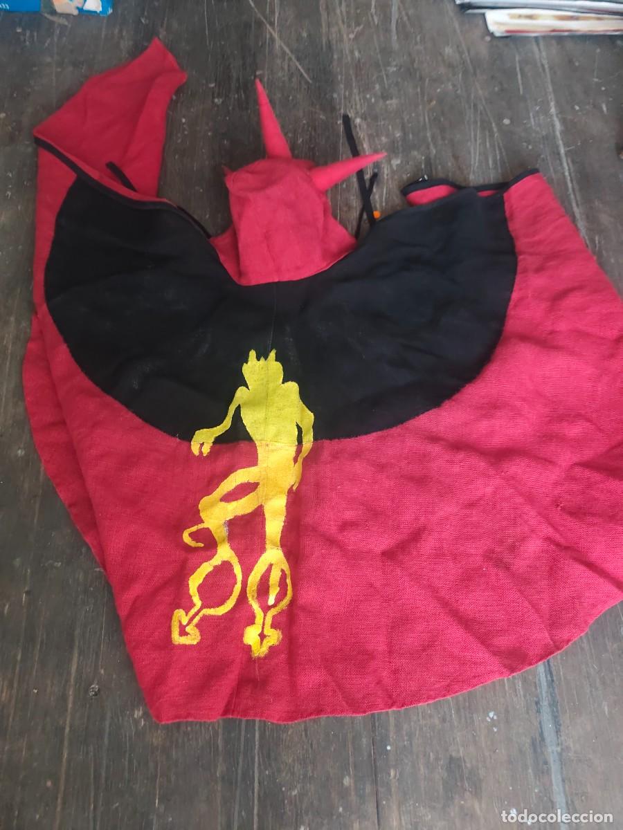 Antig&uuml;edades: Antigua capa de diables Vilafranca del penedes
