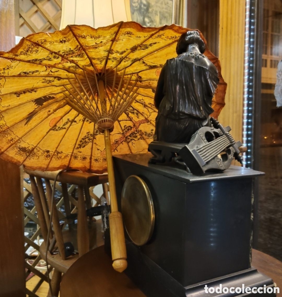 Antig&uuml;edades: Antigua sombrilla oriental