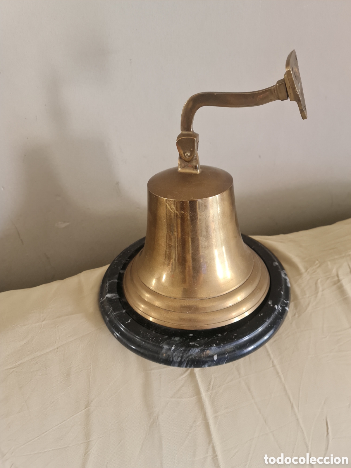 Antig&uuml;edades: Antigua Campana de Barco Maciza - Pieza Vintage Aut&eacute;ntica (Calidad de Colecci&oacute;n)