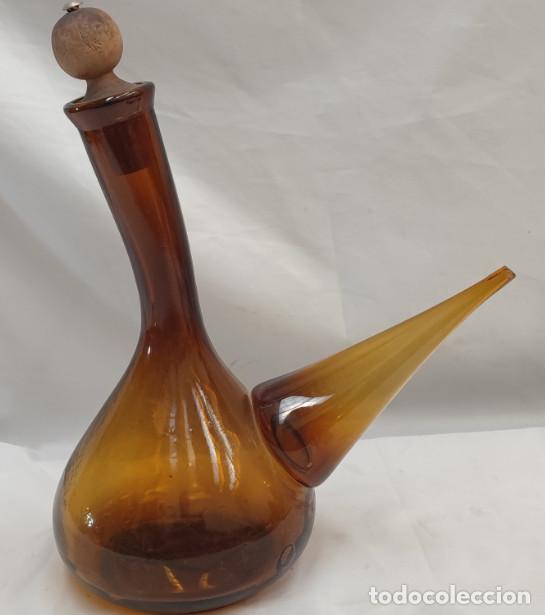 Antig&uuml;edades: ANTIGUO PORRON MARRON CON TAPON DE MADERA, 30 CM