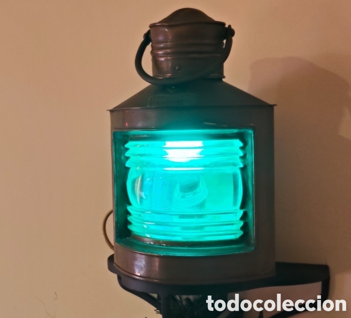 Antig&uuml;edades: Antiguo farol de barco en lat&oacute;n - Foto 1
