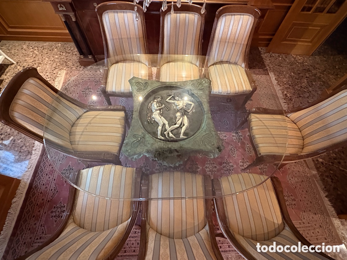 Antig&uuml;edades: Comedor neocl&aacute;sico de lujo &ndash; Mesa 180 &times; 100 cm con base escult&oacute;rica de bronce y 8 sillas