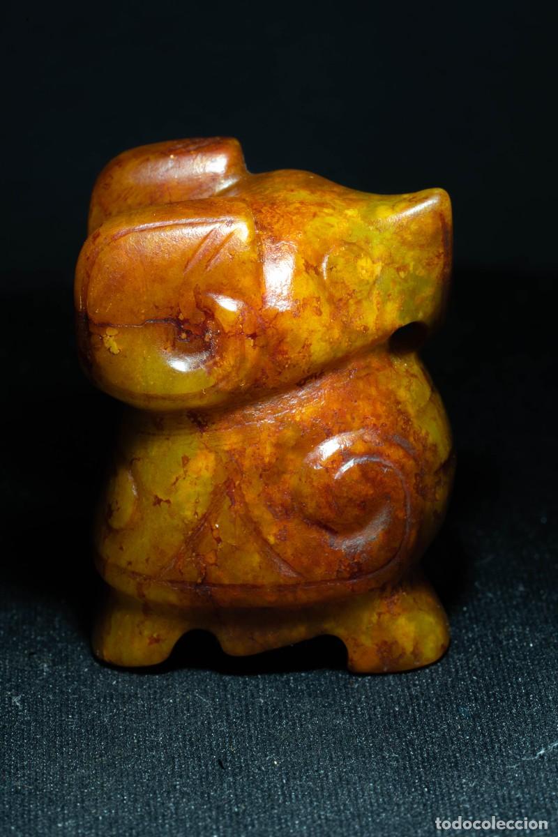 Antig&uuml;edades: B&uacute;ho de jade del periodo Shang de China (ca. 1600&ndash;1046 a. C.)