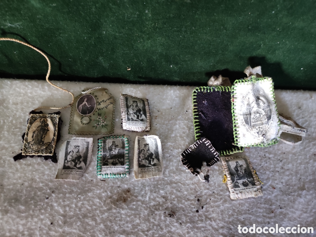 Antig&uuml;edades: Ocho escapularios diversos