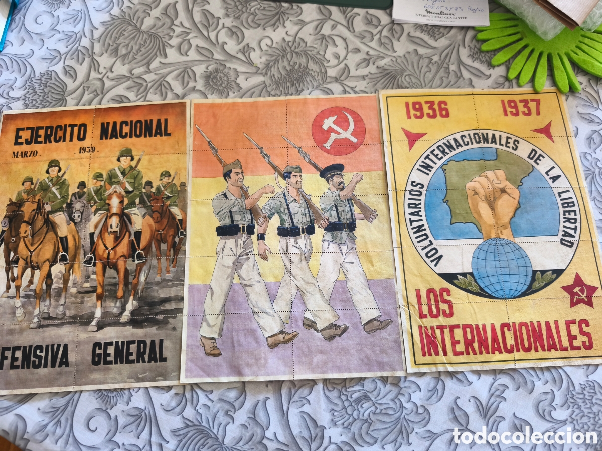 Antig&uuml;edades: Tres carteles cartillas de racionamiento Guerra Civil Espa&ntilde;ola